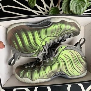 Women’s Nike Air Foamposite One Dark Stucco Green Black